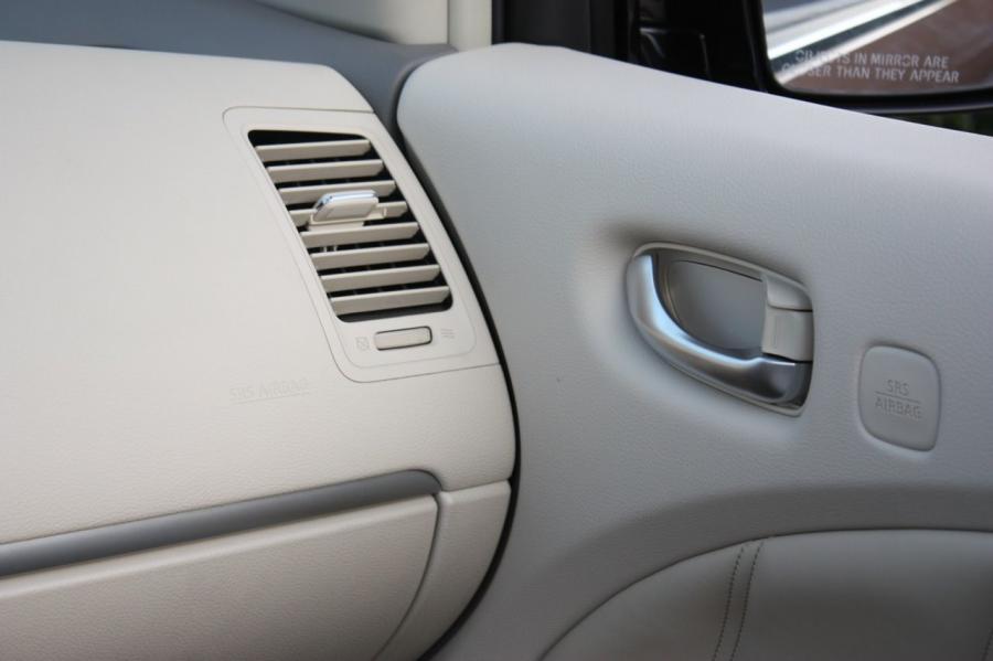  Nissan Murano CrossCabriolet 2011 года  (фото 56 из 131)